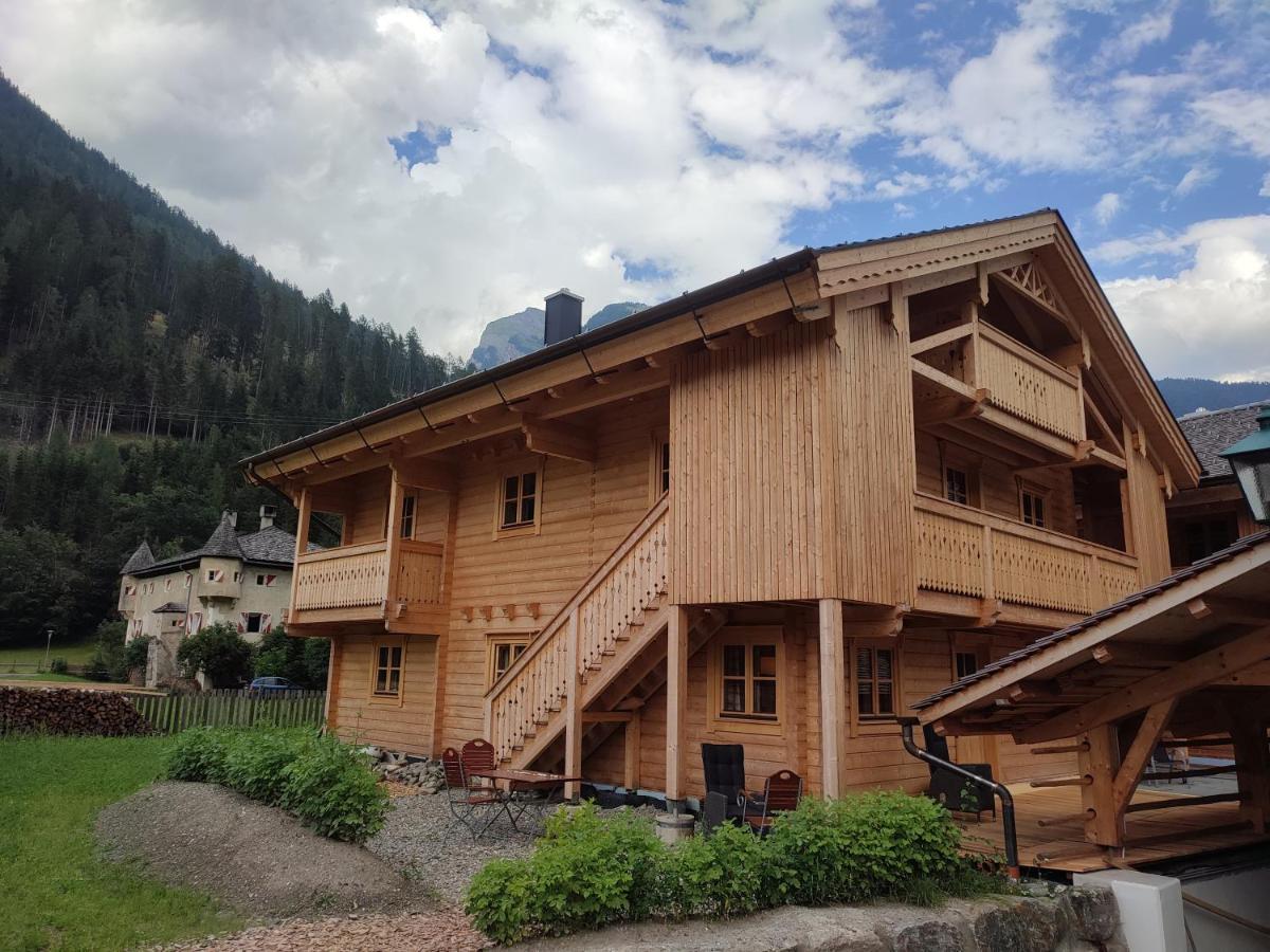 Schlosswirt Chalets & Apartments Großkirchheim Екстериор снимка