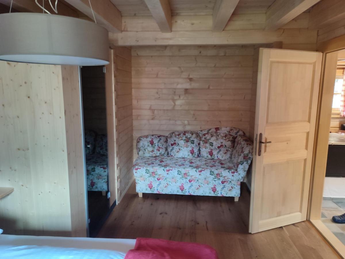 Schlosswirt Chalets & Apartments Großkirchheim Екстериор снимка
