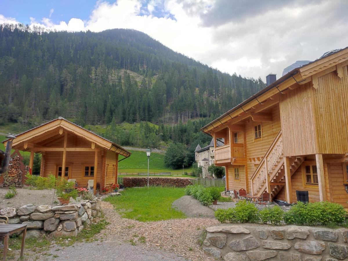Schlosswirt Chalets & Apartments Großkirchheim Екстериор снимка
