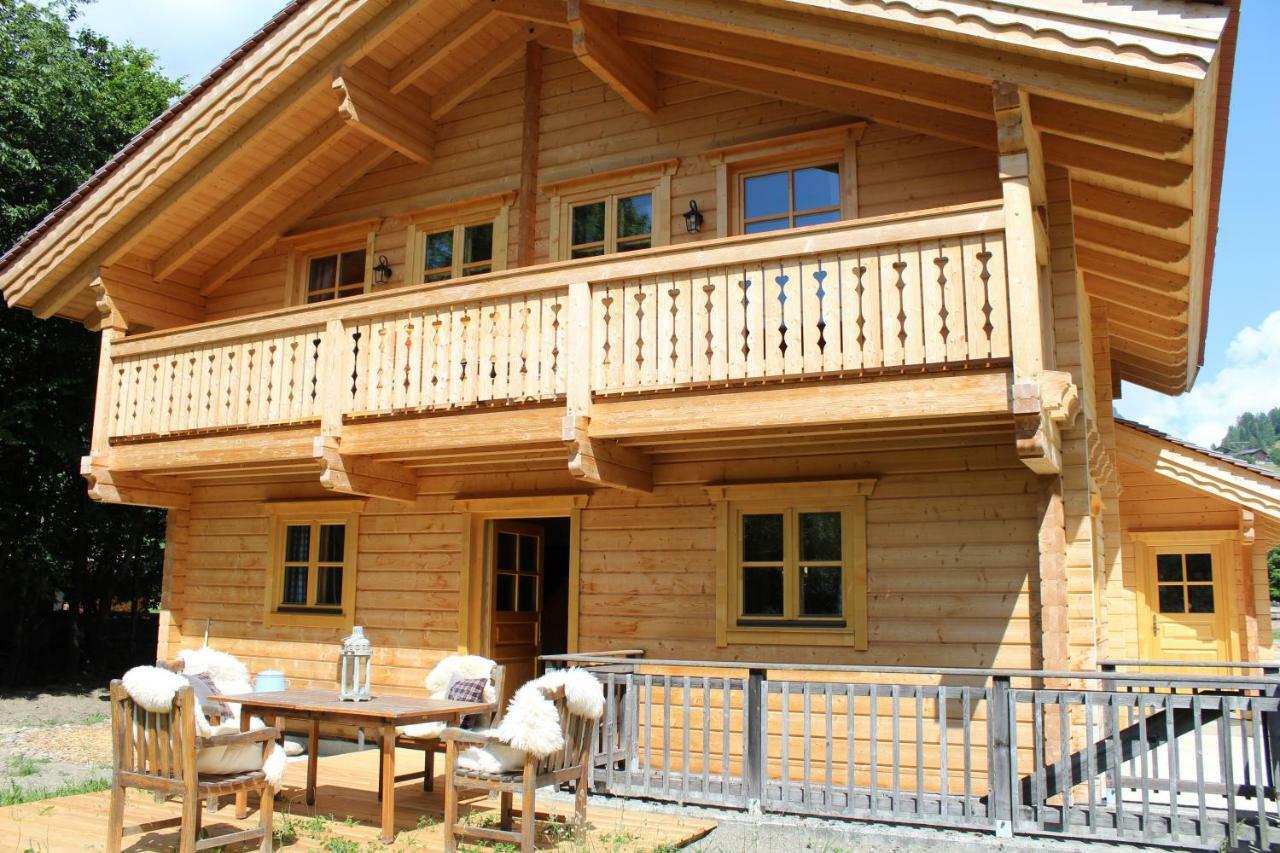 Schlosswirt Chalets & Apartments Großkirchheim Екстериор снимка